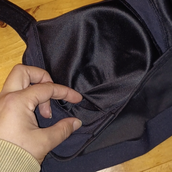 NWT- FP Movement- Make a move bra, Black, Sz Lrg, Multi adjustable straps! - Picture 10 of 16